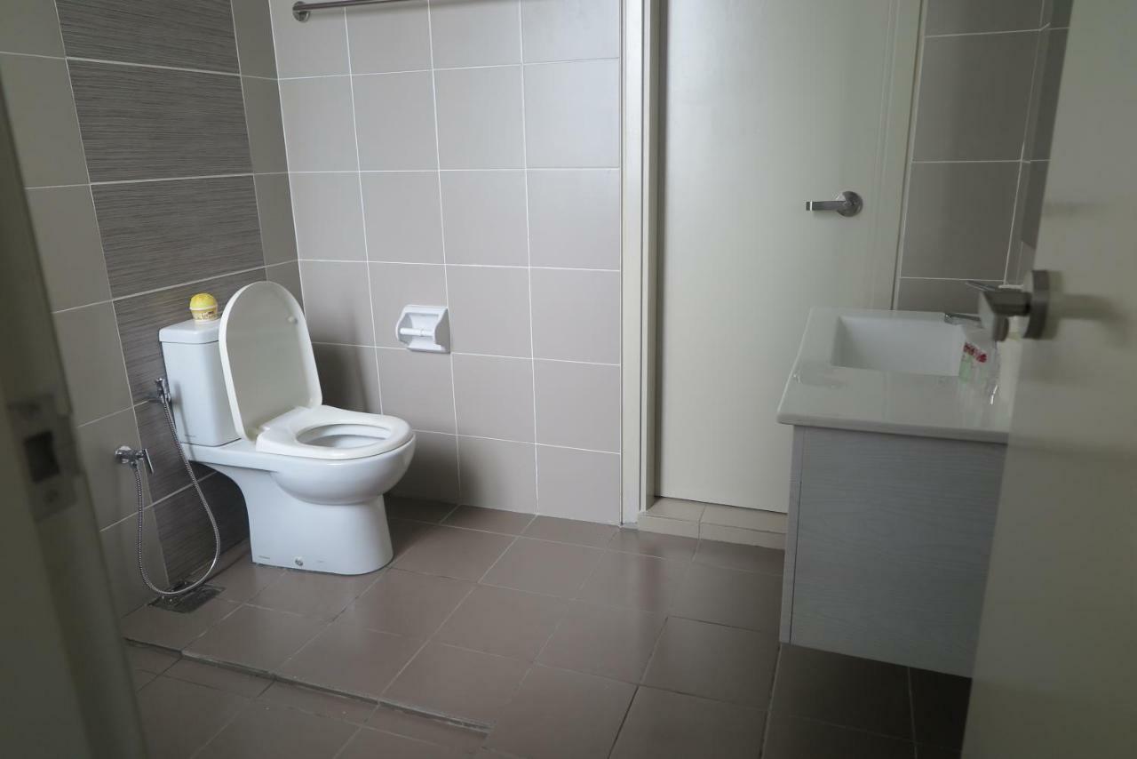 1 Bedroom Ttdi Adina Sek 13 Шах Алам Екстериор снимка